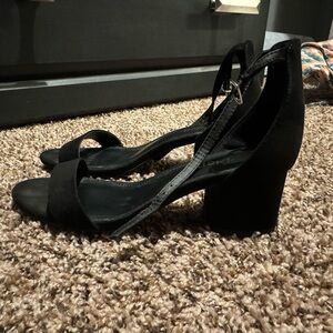 Black short chunky heels